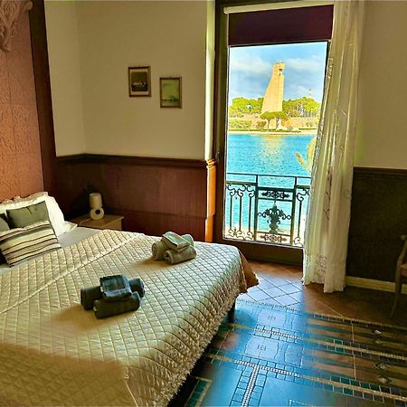 Regina Del Porto Apartment บรินดิซิ ภายนอก รูปภาพ